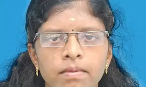 Tamil Nadu के पहाड़ी मंदिर में बंदर के डर से नवविवाहित महिला की गिरने से दर्दनाक मौत