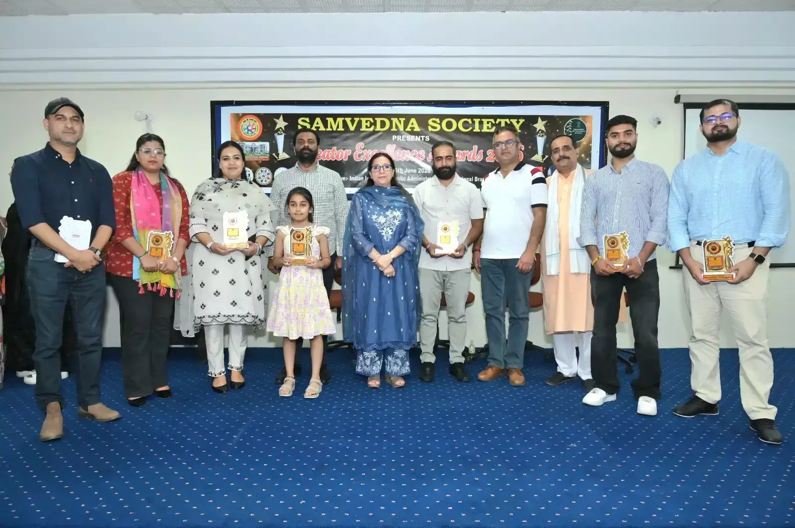 Jammu: क्रिएटर एक्सीलेंस अवार्ड्स में दिखी प्रतिभाओं की चमक, नशा विरोधी संदेश पर जोर