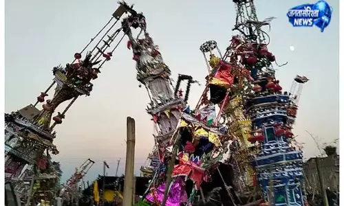 जुलूस के दौरान झड़प: सीतामढ़ी में मामूली बात पर भिड़े दो पक्ष, पथराव