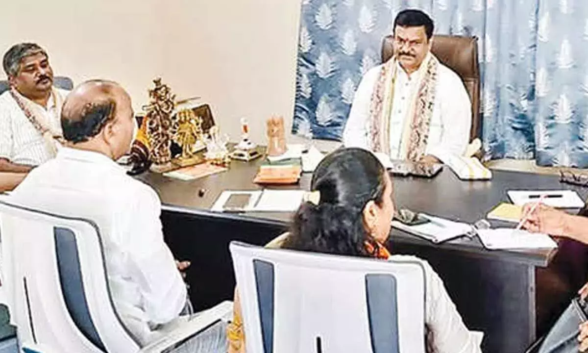 Andhra: कल्याणकारी योजनाएँ प्रत्येक पात्र लाभार्थी तक पहुँचनी चाहिए