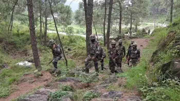Rajouri: राजौरी के संवेदनशील क्षेत्र में व्यापक तलाशी अभियान