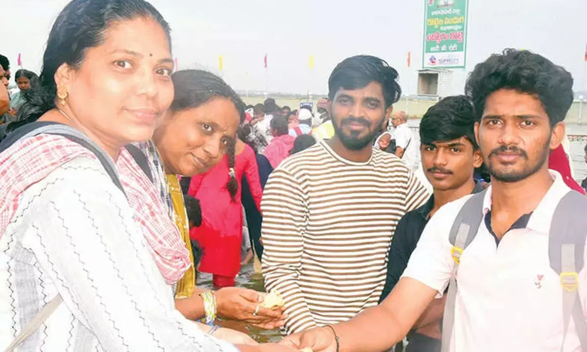 Andhra: रोटेला पांडुगा शुरू होता है