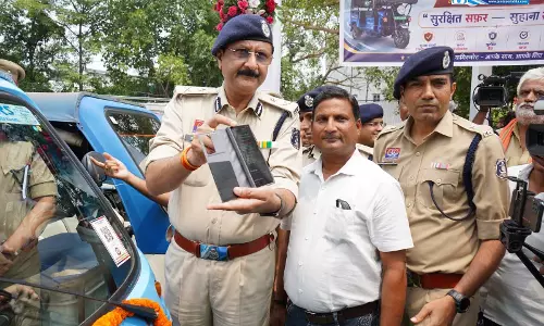 रायपुर शहर के ऑटो और ई-रिक्शा में क्यूआर कोड लगाई गई, गोल्डन बुक ऑफ वर्ल्ड रिकार्ड्स में दर्ज