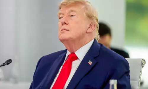 Trump ने ईरान पर होर्मुज में ड्रोन हमले से सीजफायर तोड़ने का आरोप लगाया