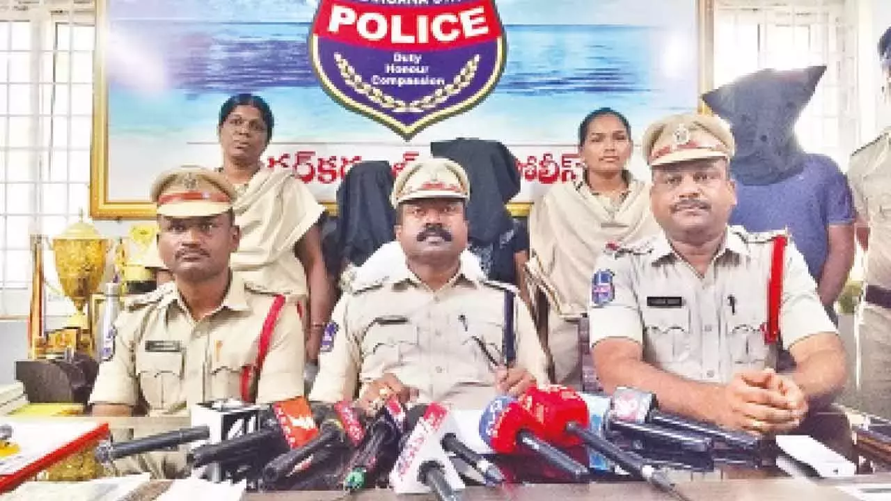 Telangana: जमीन विवाद में पत्नी ने रची पति की हत्या की साजिश
