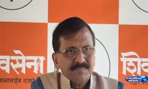 संजय राउत का हमला, बागी MP संजय देशमुख पर लगाया 50 करोड़ की डील का आरोप