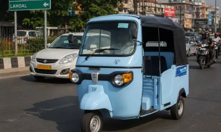 Dibrugarh ने शहर के अंदर EV ऑटो के संचालन पर रोक लगाई, 29 जून से रजिस्ट्रेशन जरूरी