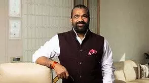 डीएमके ने तमिलनाडु के विशेष प्रतिनिधि के तौर पर दिल्ली में वेंकटरमन की नियुक्ति का किया विरोध, सरकार से पूछे सवाल डीएमके ने तमिलनाडु के विशेष प्रतिनिधि के तौर पर दिल्ली में वेंकटरमन की नियुक्ति का किया विरोध, सरकार से पूछे सवाल