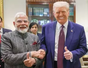 अमेरिकी राजदूत गोर बोले, पीएम मोदी और राष्ट्रपति ट्रंप अच्छे मित्र, दोनों की सोच लगभग एक जैसी अमेरिकी राजदूत गोर बोले, पीएम मोदी और राष्ट्रपति ट्रंप अच्छे मित्र, दोनों की सोच लगभग एक जैसी