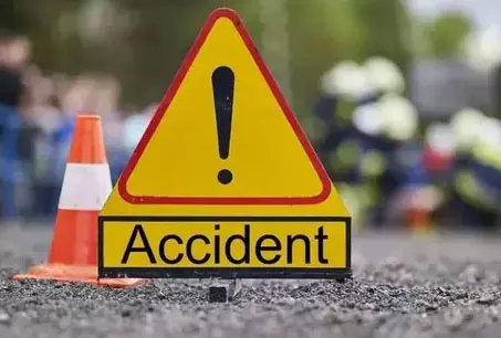 Jharkhand : टंडवा-पिपरवार मार्ग पर कोल वाहन की टक्कर से कार क्षतिग्रस्त Jharkhand : टंडवा-पिपरवार मार्ग पर कोल वाहन की टक्कर से कार क्षतिग्रस्त