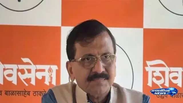 संजय राउत का हमला, बागी MP संजय देशमुख पर लगाया 50 करोड़ की डील का आरोप संजय राउत का हमला, बागी MP संजय देशमुख पर लगाया 50 करोड़ की डील का आरोप