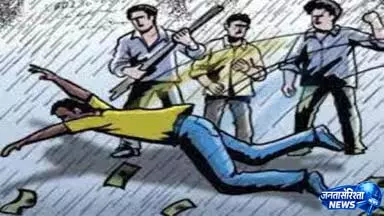 मोहल्ले के विवाद में युवक पर हमला, गाली-गलौज के बाद डंडे से मारपीट मोहल्ले के विवाद में युवक पर हमला, गाली-गलौज के बाद डंडे से मारपीट