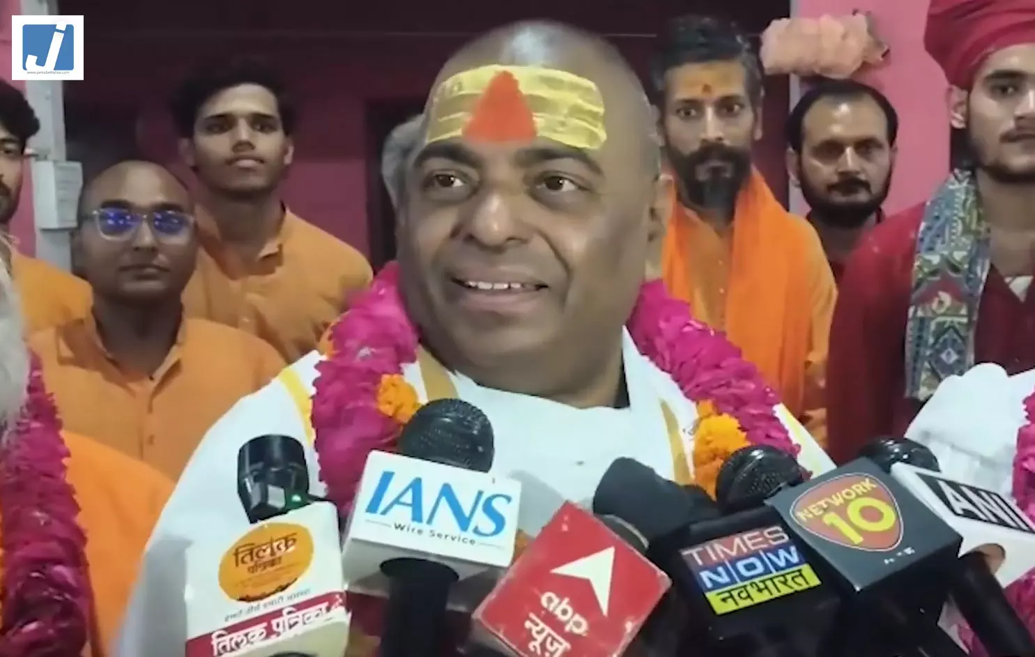अखिल भारतीय अखाड़ा परिषद को मिला नया नेतृत्व, महंत रवींद्र पुरी अगले पांच वर्षों तक रहेंगे अध्यक्ष अखिल भारतीय अखाड़ा परिषद को मिला नया नेतृत्व, महंत रवींद्र पुरी अगले पांच वर्षों तक रहेंगे अध्यक्ष