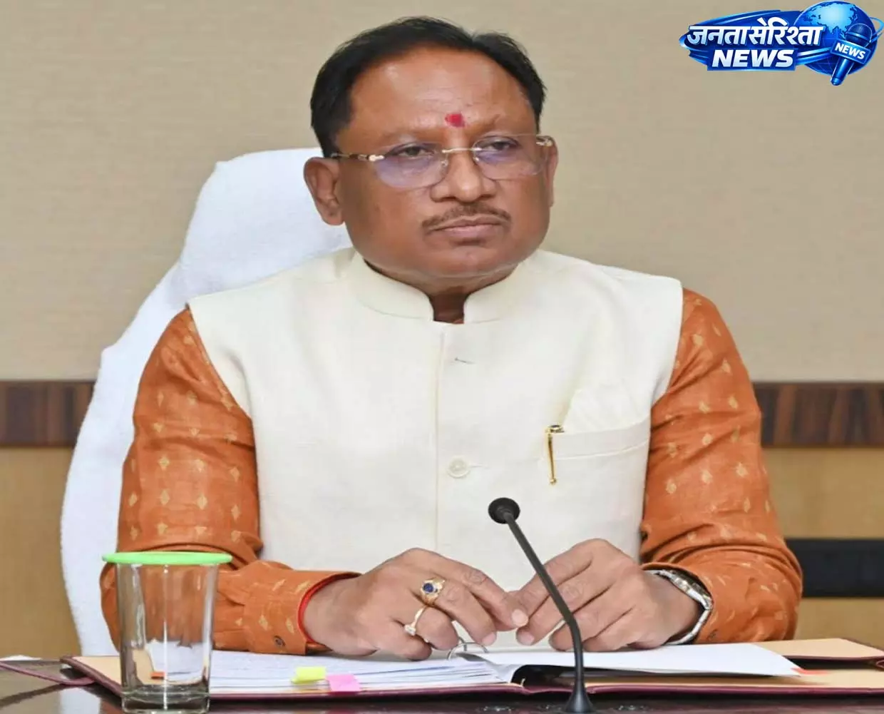मुख्यमंत्री विष्णुदेव साय रू सरल, सादगी और संवेदनशीलता के साथ विकास यात्रा का सशक्त नेतृत्व मुख्यमंत्री विष्णुदेव साय रू सरल, सादगी और संवेदनशीलता के साथ विकास यात्रा का सशक्त नेतृत्व