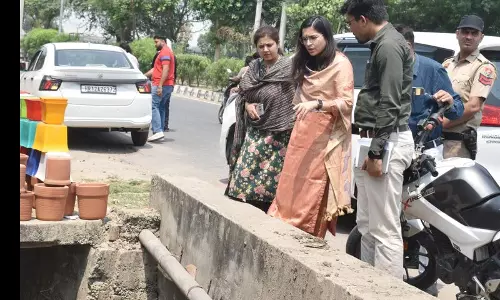 करनाल एमसी कमिश्नर ने मानसून से पहले बरसाती नालों का निरीक्षण किया