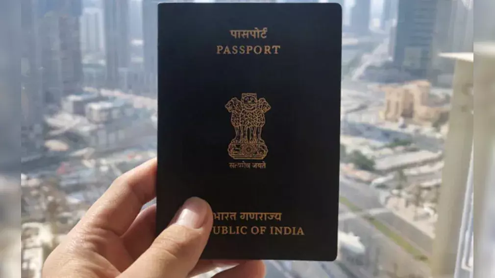 महान पासपोर्ट बहस के लिए, एक सामान्य ज्ञान का इलाज - शशि थरूर द्वारा
