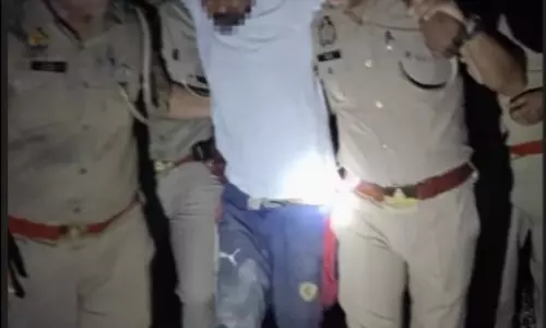 पुलिस और बदमाश के बीच मुठभेड़, इनामी बदमाश घायल