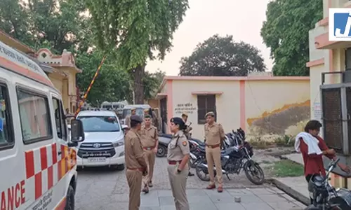 60 साल के बुजुर्ग ने चार साल की बच्ची को अगवा कर किया दुष्कर्म, पुलिस ने मुठभेड़ के बाद किया गिरफ्तार