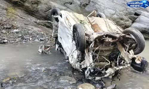 Chamba : भीषण सड़क हादसा, खाई में गिरी गाड़ी, चार लोगों की मौत