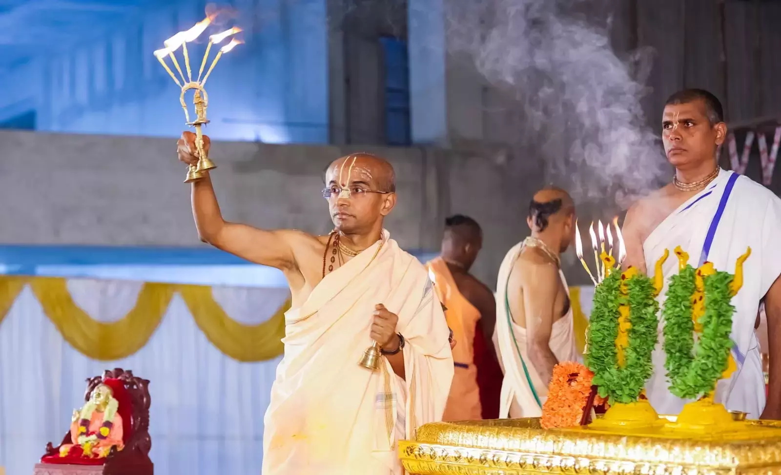 Telangana: हरे कृष्ण स्वर्ण मंदिर चिड़ा दही महोत्सव