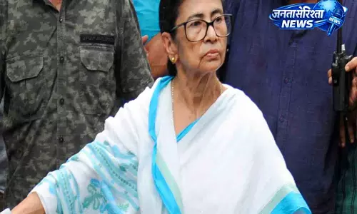 Mamata Banerjee के नेतृत्व वाले तृणमूल गुट ने बागी गुट के खिलाफ 4 शिकायतें दर्ज कराईं