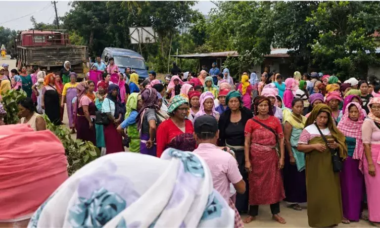 UNLF-P कैंप शिफ्ट करने का विरोध; मणिपुर में मीरा पैबिस और गांववाले अड़े