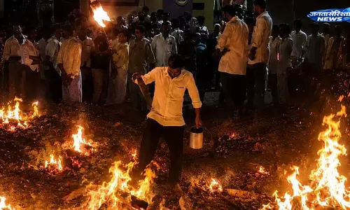 Ballari : मुहर्रम समारोह के दौरान दर्दनाक हादसा, आग के गड्ढे में गिरने से युवक की मौत