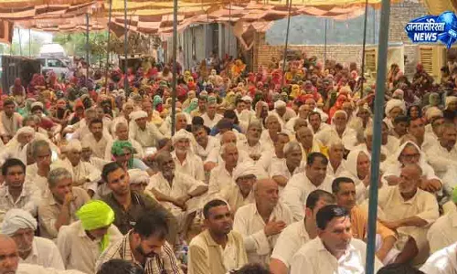 Hansi में चानोट जल धरने को खाप नेताओं ने दिया समर्थन Hansi में चानोट जल धरने को खाप नेताओं ने दिया समर्थन