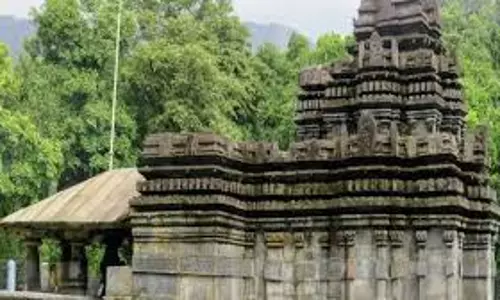 गोवा के जंगलों में छिपा तांबड़ी सुरला महादेव मंदिर, प्राचीन शिव धरोहर का रहस्य