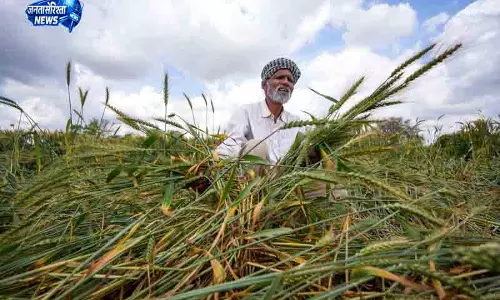 Hisar इनेलो नेता ने फसल बीमा पर उठाए सवाल