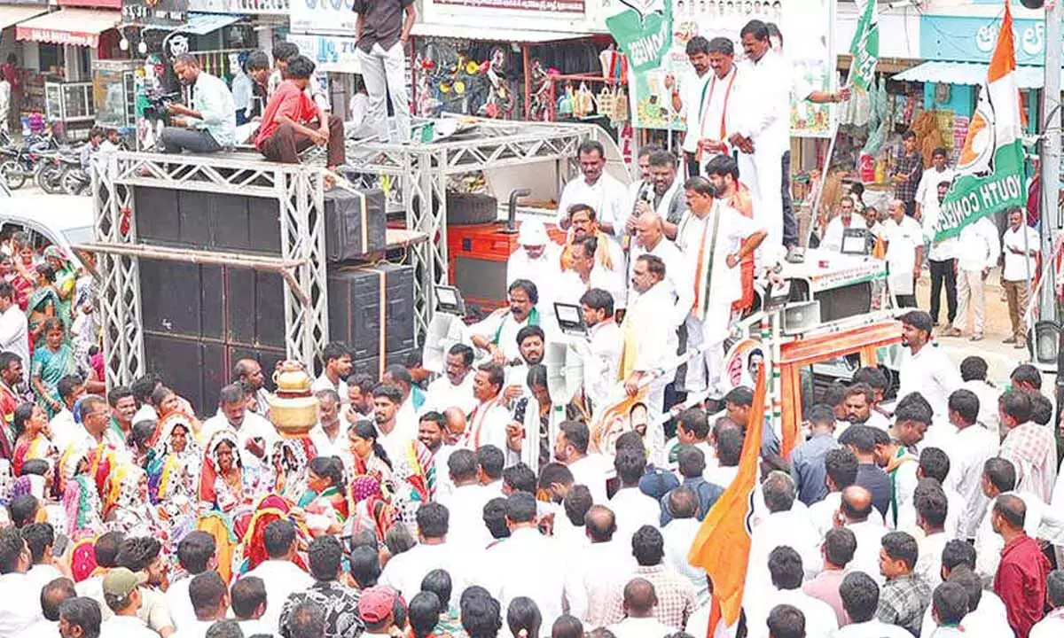 DCC प्रमुख ने आदिवासी कल्याण के लिए कांग्रेस के काम की सराहना की