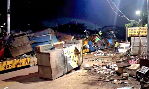 Kolkata : पार्क सर्कस स्टेशन के पास रेलवे का बड़ा बेदखली अभियान