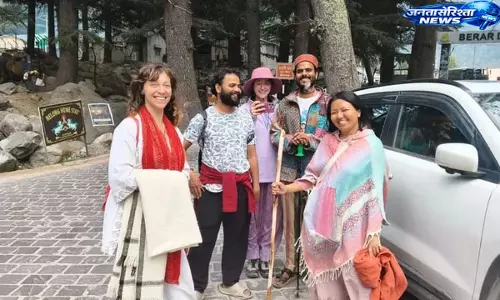 Uttarakhand ; उत्तरकाशी का हर्षिल बना पर्यटकों की पहली पसंद