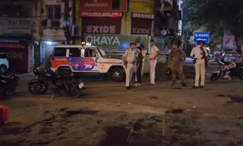 Jamshedpur : पब में छेड़छाड़ को लेकर विवाद, चाकूबाजी में दो घायल