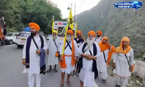 Hemkund साहिब पैदल यात्रा में श्रद्धालु उत्तराखंड के स्वागत से अभिभूत