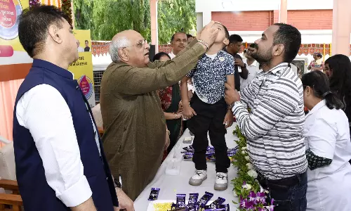Gujarat में पल्स पोलियो अभियान शुरू, सीएम ने दी हरी झंडी