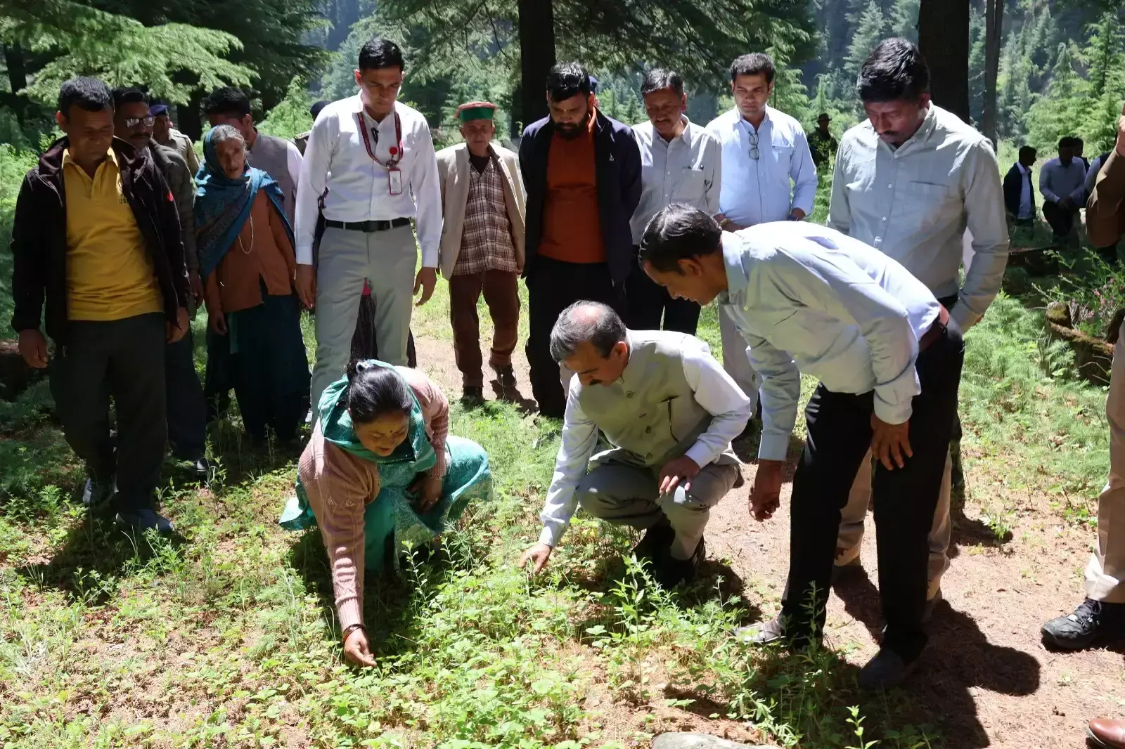 Dharamshala: मुख्यमंत्री के ऐतिहासिक दौरे का स्थानीय लोगों ने किया स्वागत