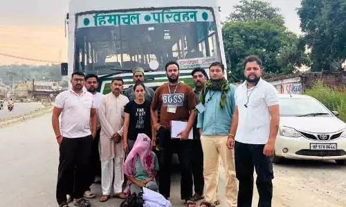 Palampur: बस में 1.06 किलो चरस बरामद