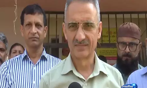 J-K: डोडा के डिप्टी कमिश्नर ने सरकारी अस्पताल में पल्स पोलियो टीकाकरण अभियान का किया उद्घाटन