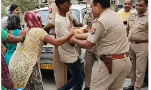 Delivery के बाद महिला की मौत से इलाके में आक्रोश