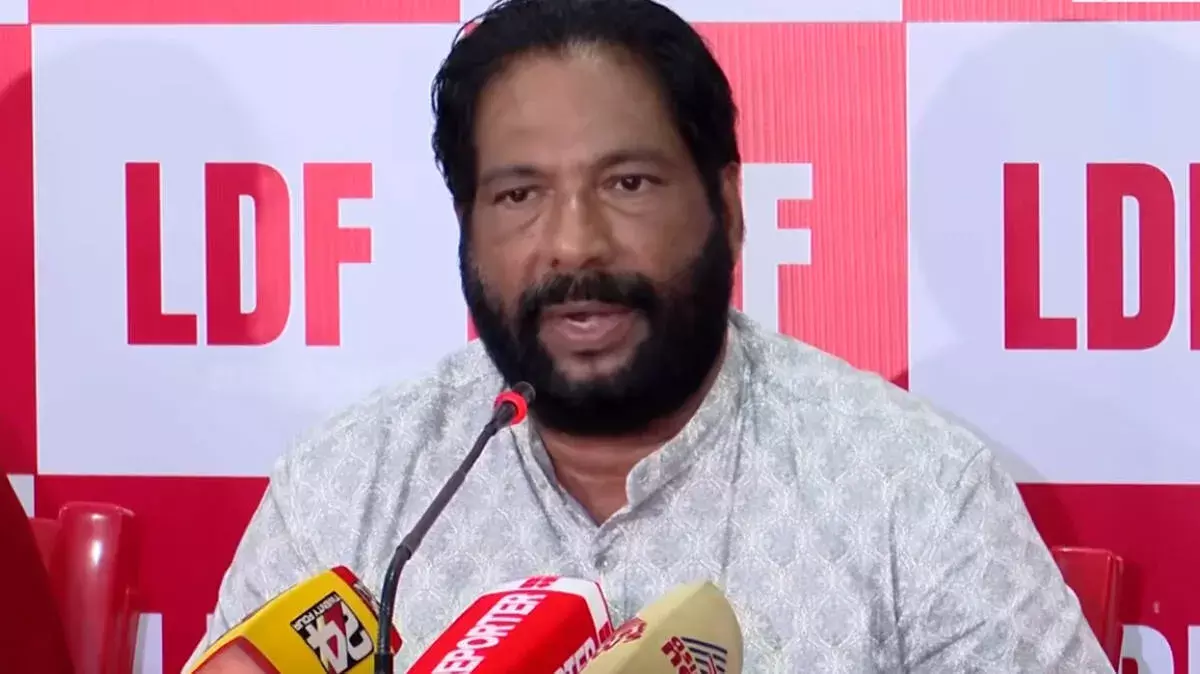 LDF ने तिरुवनंतपुरम निगम में UDF के अविश्वास प्रस्ताव को खारिज कर दिया