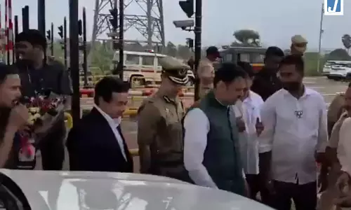 मुख्यमंत्री फडणवीस ने किया विरार-अलीबाग कॉरिडोर का निरीक्षण