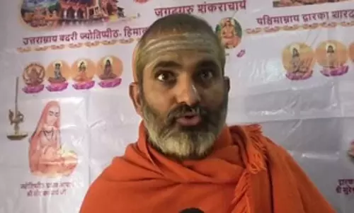 गोविंदानंद सरस्वती ने अविमुक्तेश्वरानंद पर गलत तरीके से चंदा एकत्रित करने का लगाया आरोप