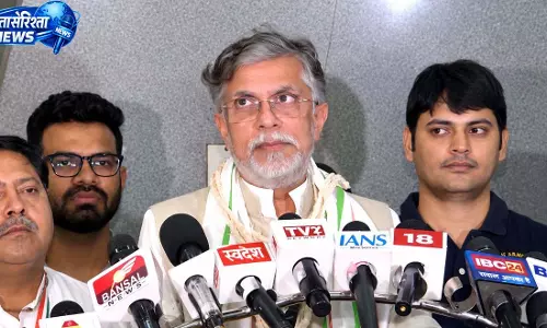 रायपुर पहुंचे कांग्रेस नेता पवन खेड़ा, प्रशिक्षण शिविर में होंगे शामिल