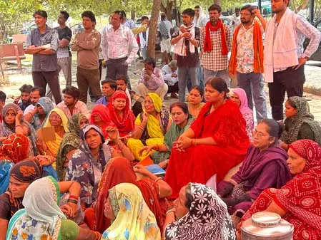 ऑक्सीटोसिन इंजेक्शन त्रासदी: सात प्रसूताओं की मौत के बाद राष्ट्रीय स्तर पर जांच, निर्माता कंपनी का लाइसेंस रद्द ऑक्सीटोसिन इंजेक्शन त्रासदी: सात प्रसूताओं की मौत के बाद राष्ट्रीय स्तर पर जांच, निर्माता कंपनी का लाइसेंस रद्द