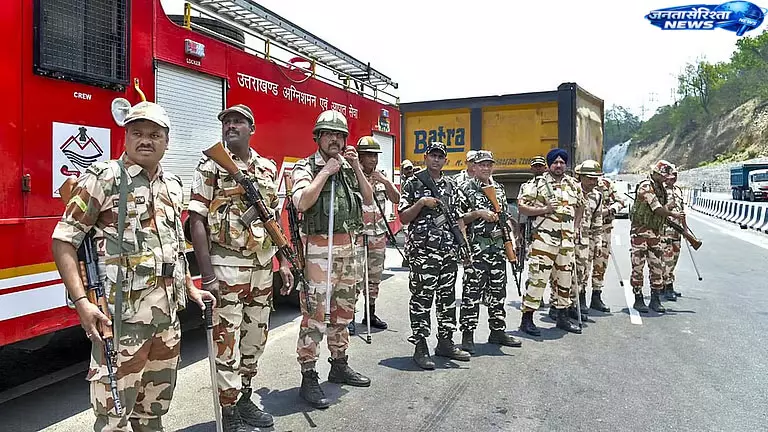Delhi और उत्तराखंड में हाई अलर्ट, संभावित आतंकी हमलों की चेतावनी के बाद सुरक्षा कड़ी