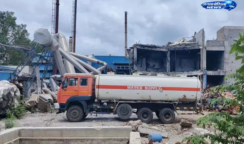 सिगाची इंडस्ट्री ब्लास्ट मामले में TPJAC का आंदोलन तेज, मुआवजे और जांच की मांग सिगाची इंडस्ट्री ब्लास्ट मामले में TPJAC का आंदोलन तेज, मुआवजे और जांच की मांग