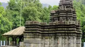 गोवा के जंगलों में छिपा तांबड़ी सुरला महादेव मंदिर, प्राचीन शिव धरोहर का रहस्य गोवा के जंगलों में छिपा तांबड़ी सुरला महादेव मंदिर, प्राचीन शिव धरोहर का रहस्य