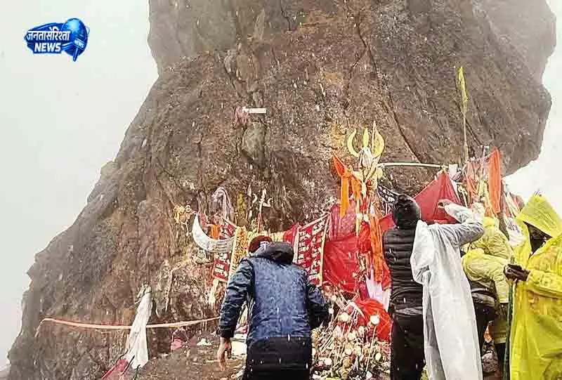 Shrikhand महादेव यात्रा अगली सूचना तक स्थगित Shrikhand महादेव यात्रा अगली सूचना तक स्थगित