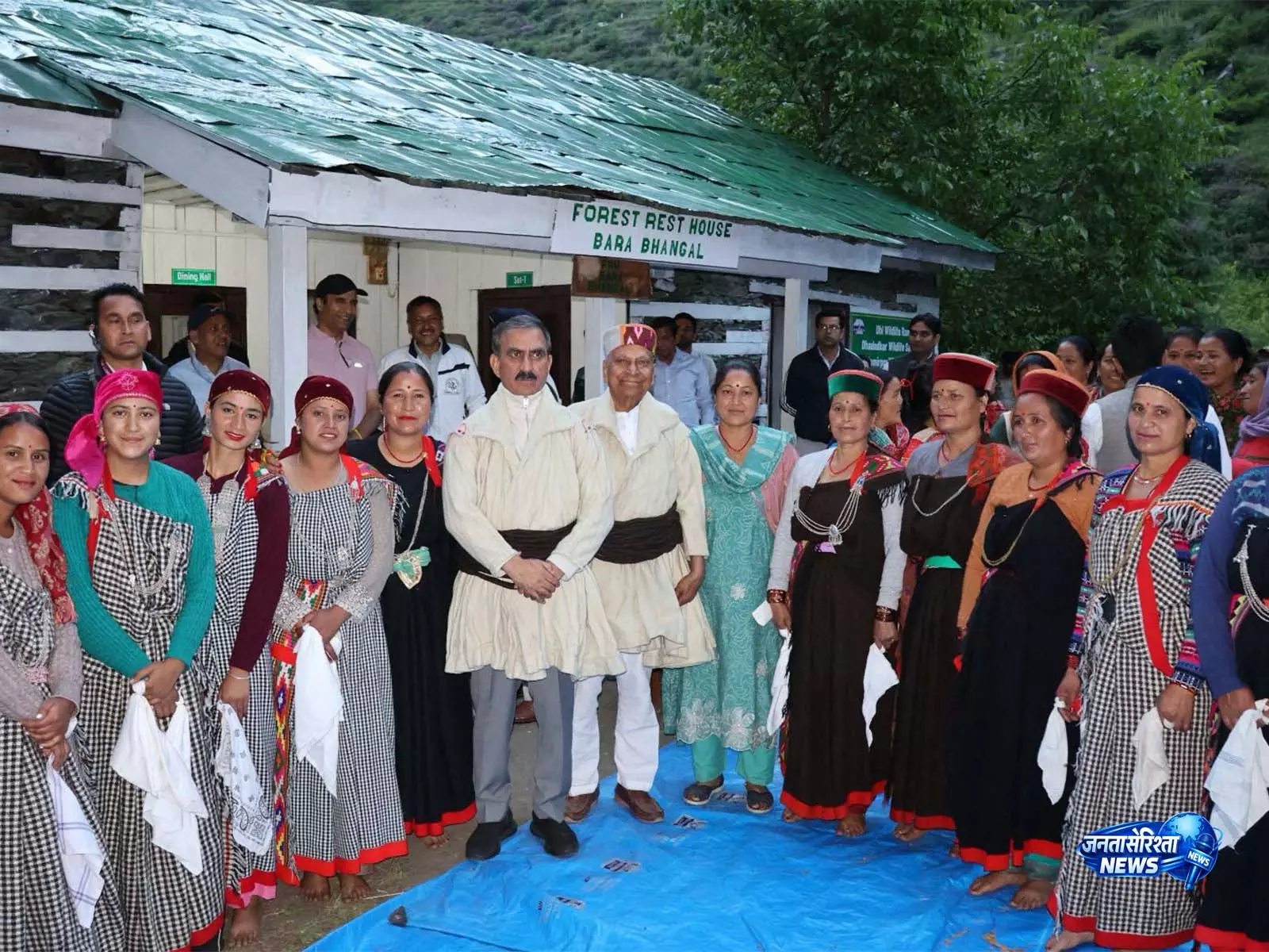 CM सुक्खू ने किया हिमाचल के सबसे दुर्गम क्षेत्र बड़ा भंगाल का दौरा CM सुक्खू ने किया हिमाचल के सबसे दुर्गम क्षेत्र बड़ा भंगाल का दौरा